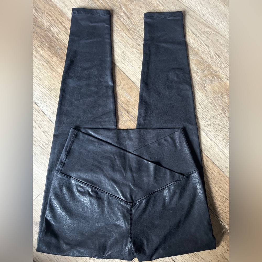 Women’s High Waist Crossover Offline By Aerie Coated Leggings